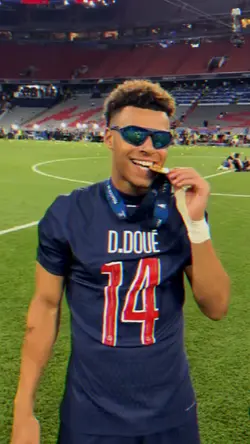 Live photos X Doue😎