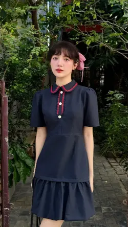 2 pics TV43004102317