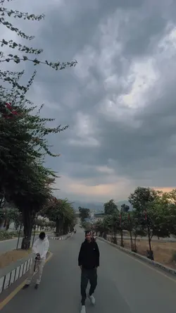 Kamjor gangster 