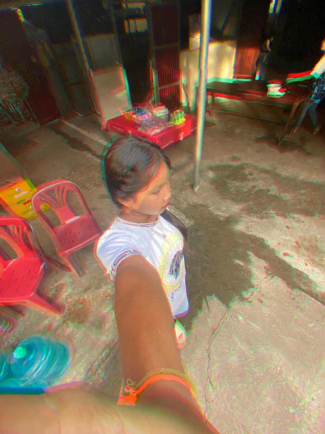 ไม่คุ่ควร