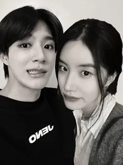 selca with jeno 