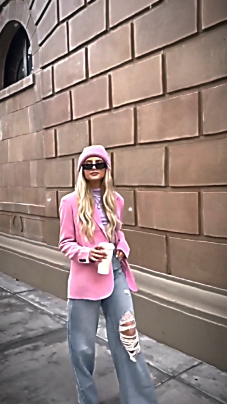 Traje rosa 
