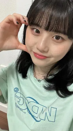 2 pics TV41109102040