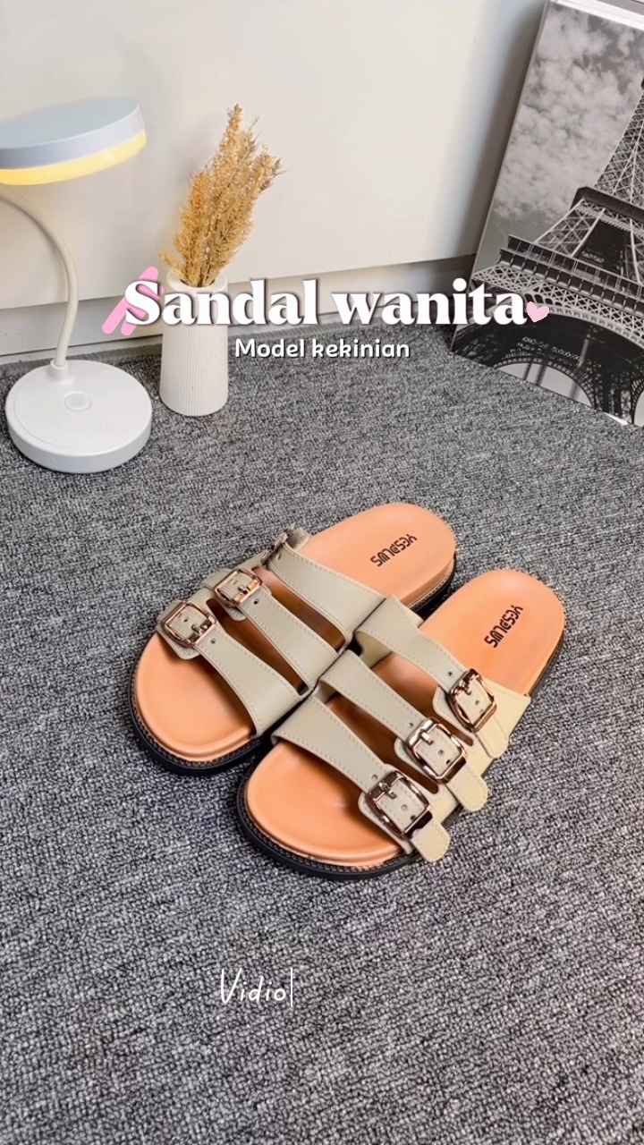Sandal wanita