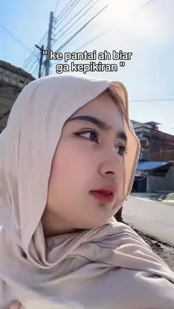 Ke pantai ah biar ga