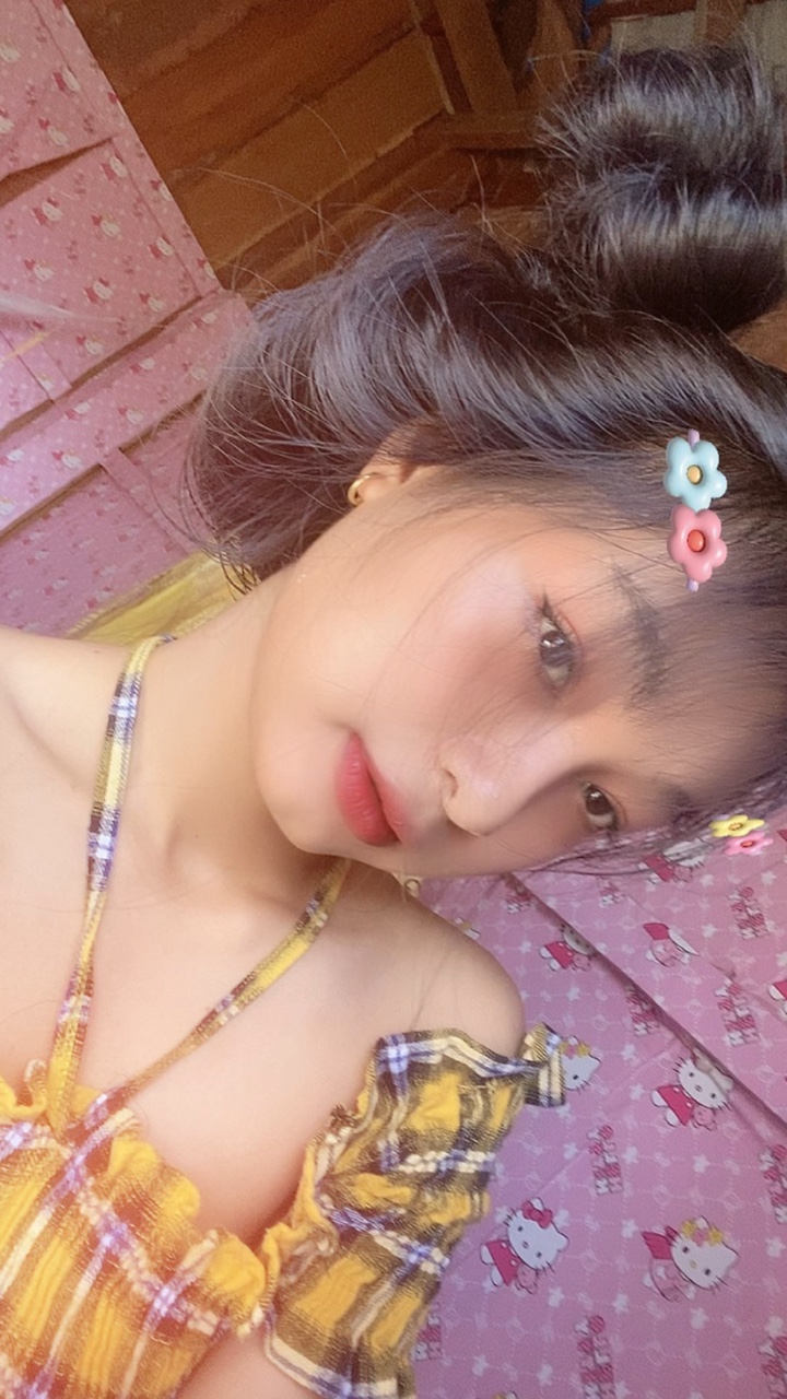 បងធ្លាក់ដល់អូនក៏អូនស្ម័គ្រក្បែរ☺️