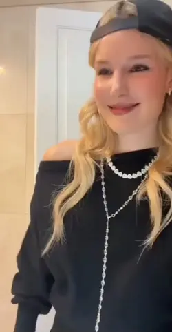 ayay