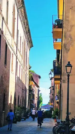 Italia