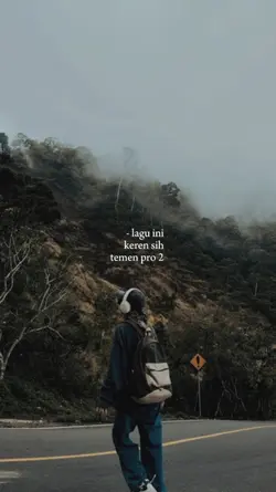 lagu ini keren sih