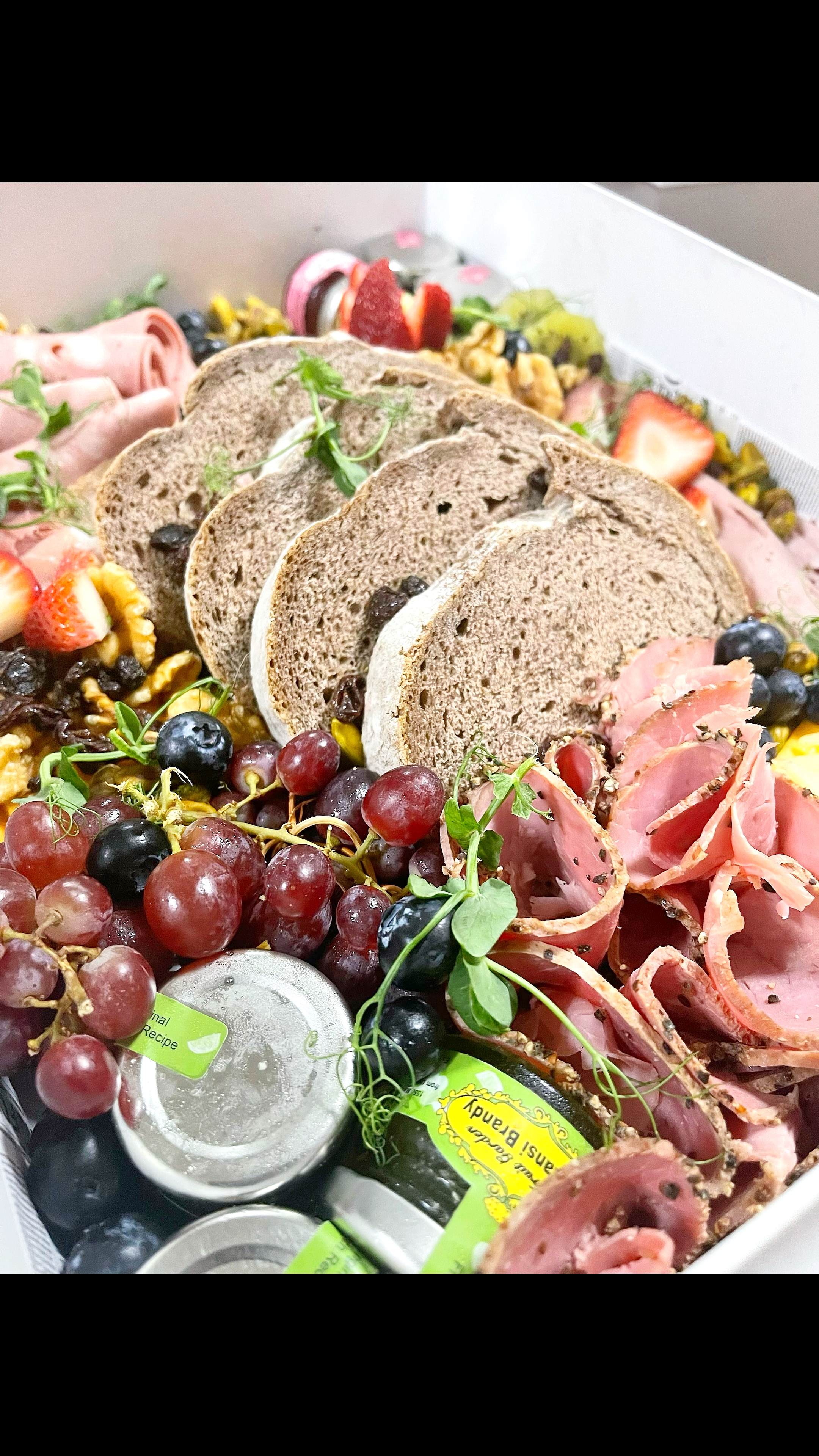  Charcuterie Box