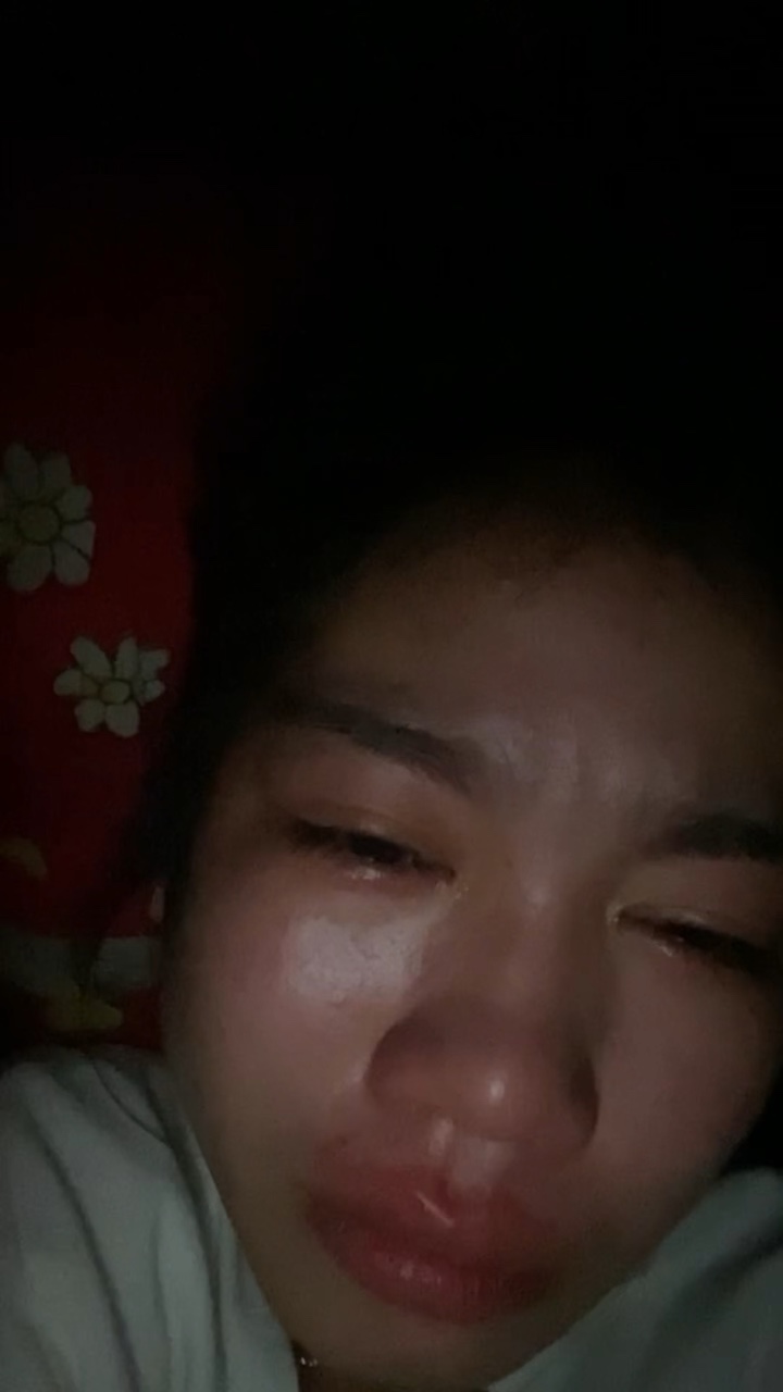 សុំយំមួយថ្ងៃ