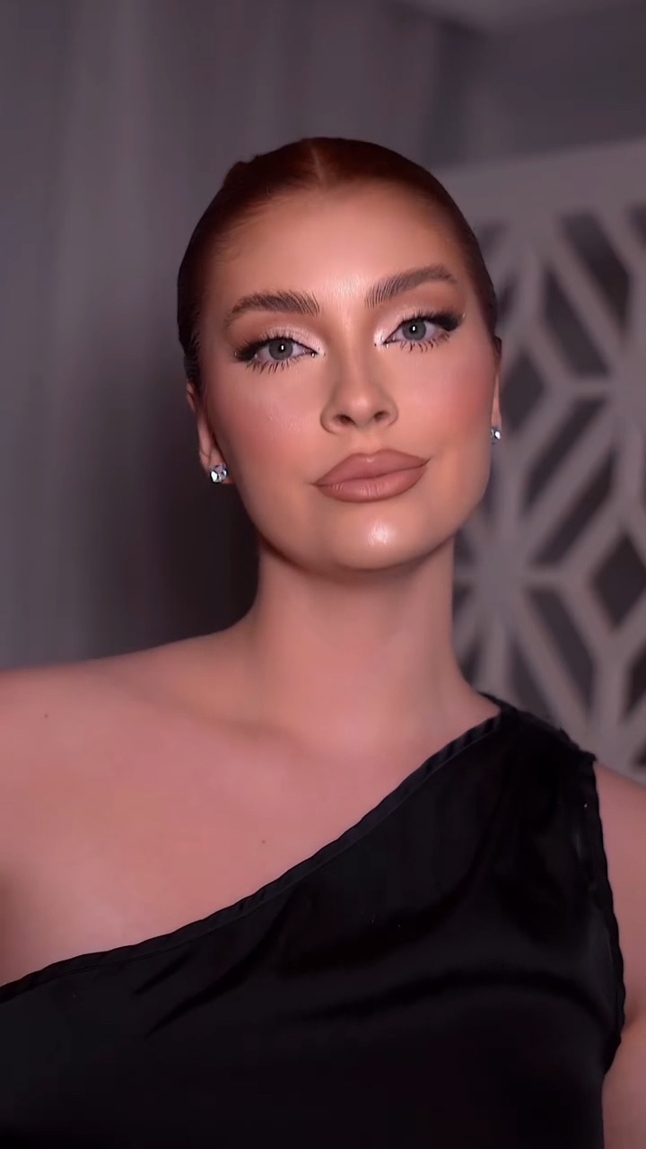Modèle de maquillage