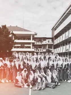 school dump perpisah