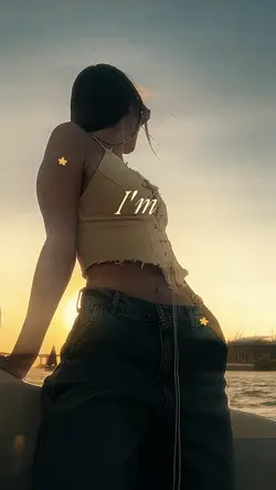 the girls in yr ayes