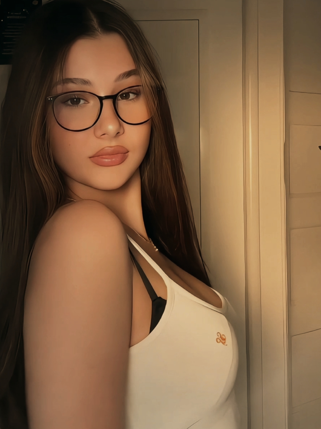 ATRACTIVA ng CHICA