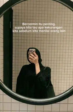 bercermin itu 