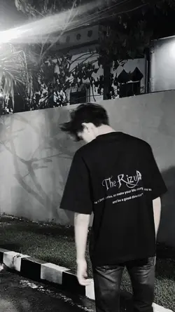 wajahmu selalu terba