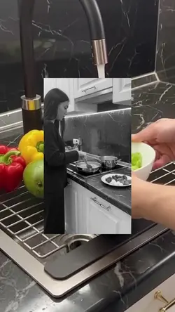 4-Panel Cook-With-Me