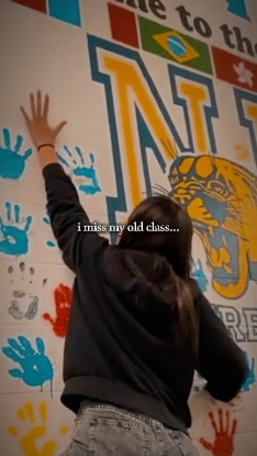 Mon ancienne classe me manque.