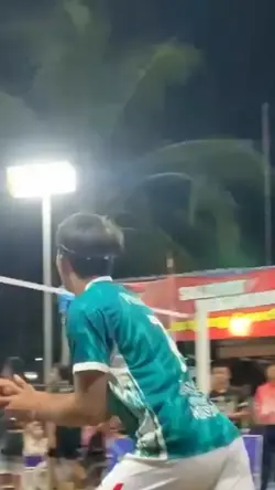 slowmo volley