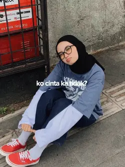KO CINTA KA TIDAK 