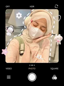 CUTEE ><