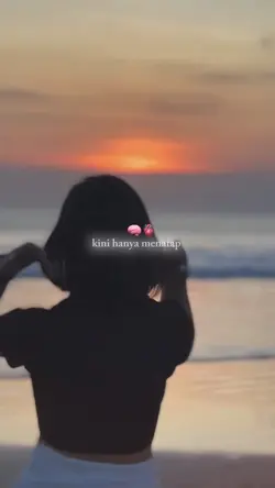 Kini hanya menatap