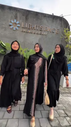 bukber abaya hitam