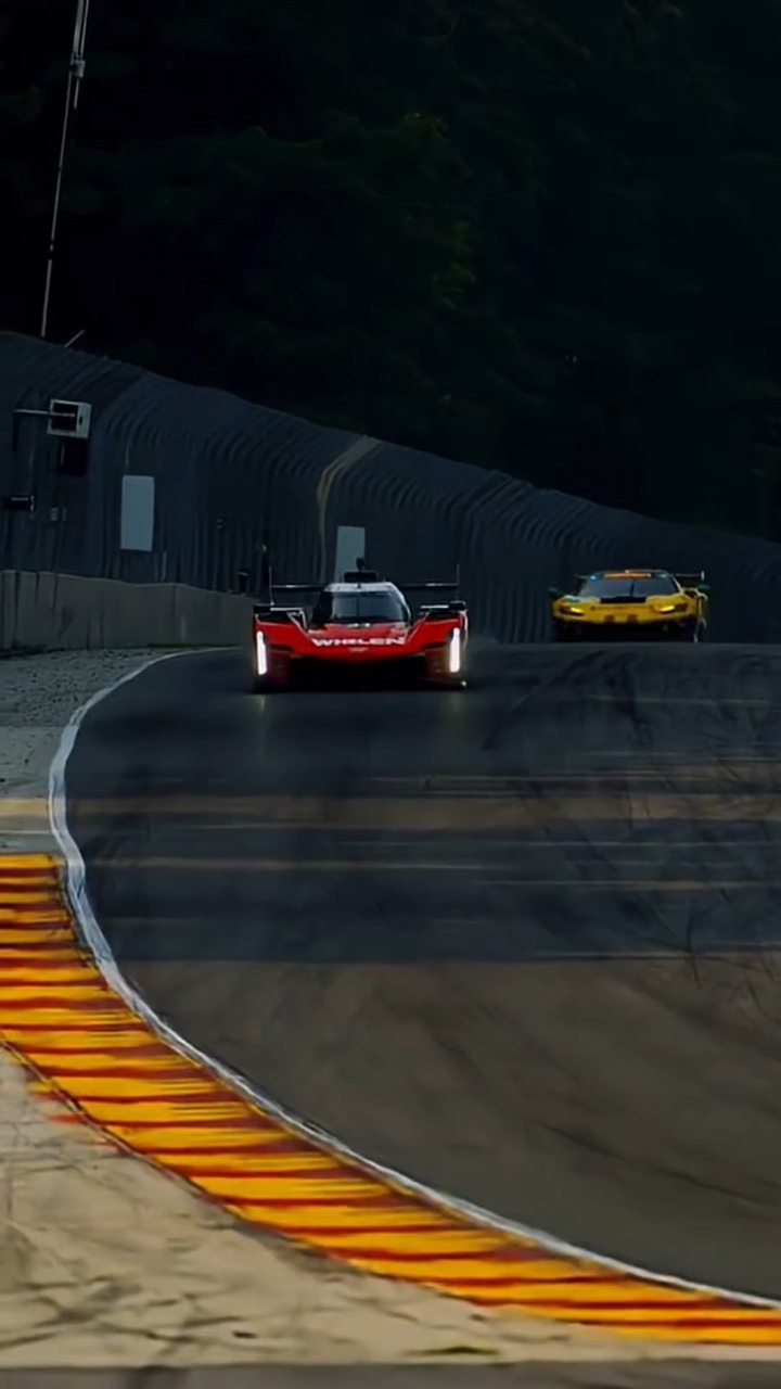 Racing car