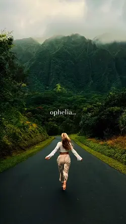 Ophelia traveling