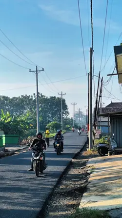 slowmo bulan madu di