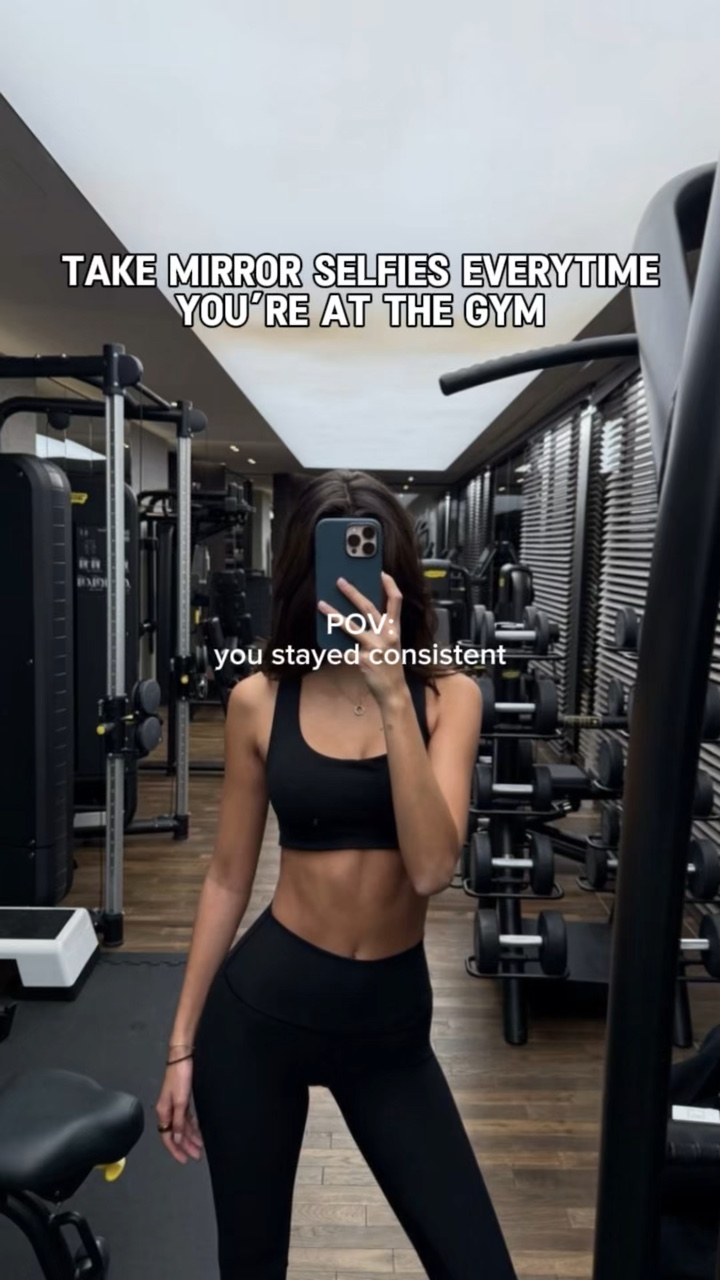 Gym Mirror Selfies