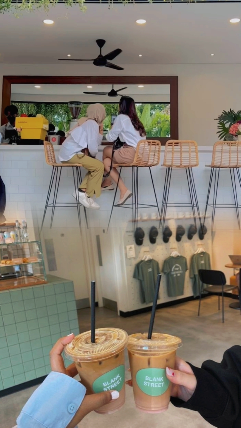 2 FOTO / VÍDEO 