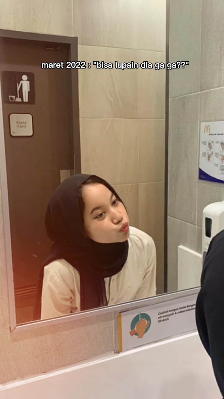 bisa lupain dia ga  