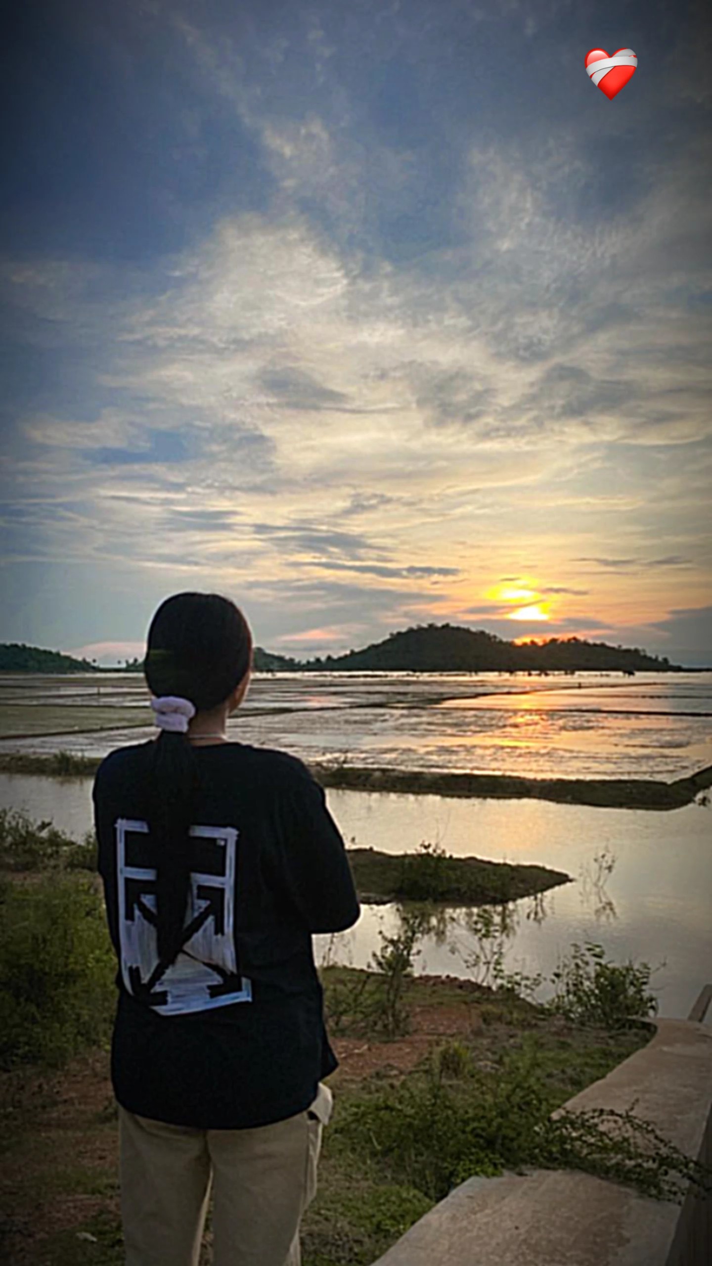 បងញញឹមដើម្បីស្នេហាយើ