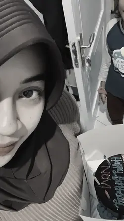 hitam putih aestheti