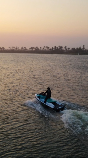 6 vidéos naik jetsky