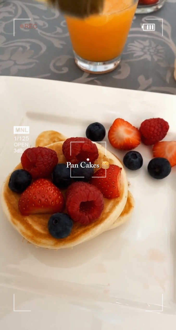who loves pan cakes