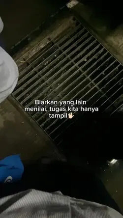 Kita hanya tampil