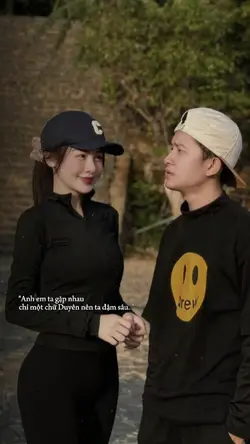 HAI CHỮ NGHĨA TÌNH 