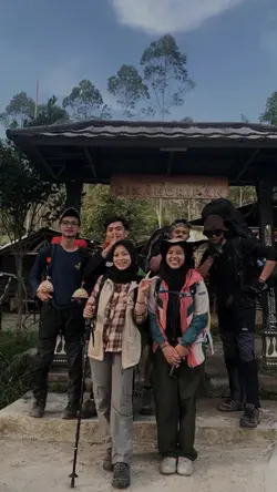 tanpa lirik