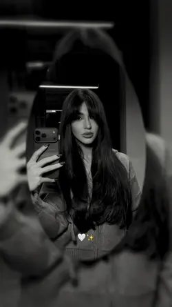 Frame Mirror blur
