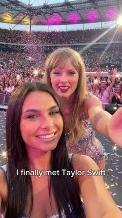 Swiftie Selfie