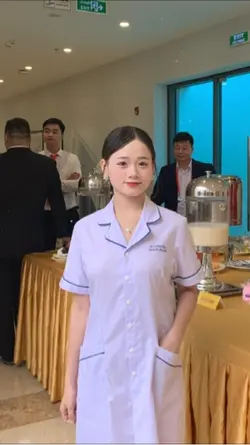 2 ảnh bác sĩ