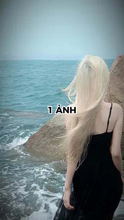 BUỒN HAY VUI ?