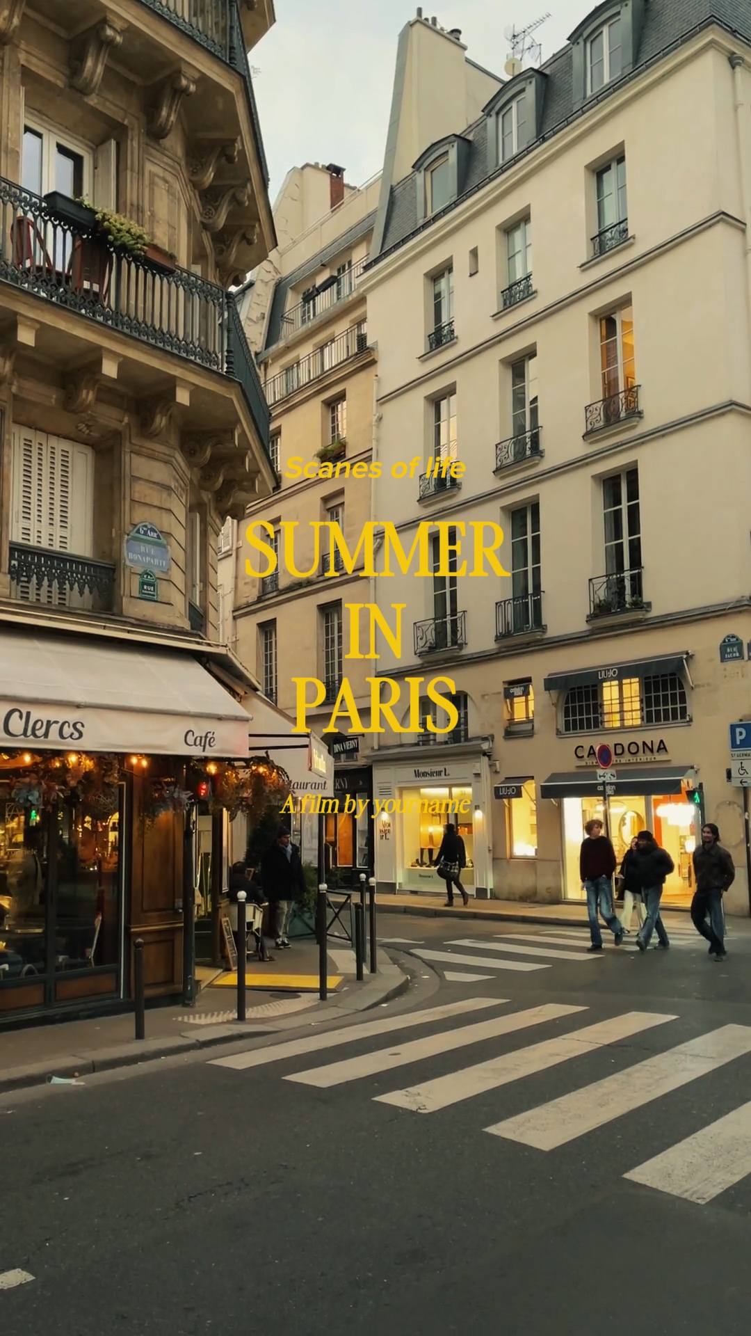 SOMMER IN PARIS.
