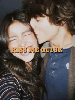 KISSING DAY