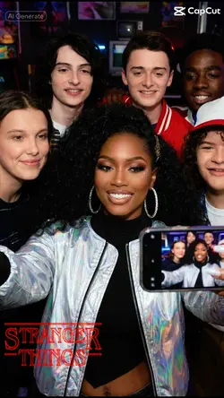 ST SELFIE WITH CAST