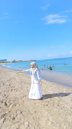 trend lari dipantai