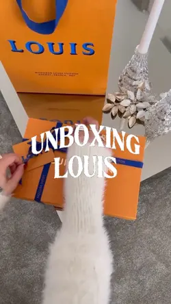 Unboxing Louis